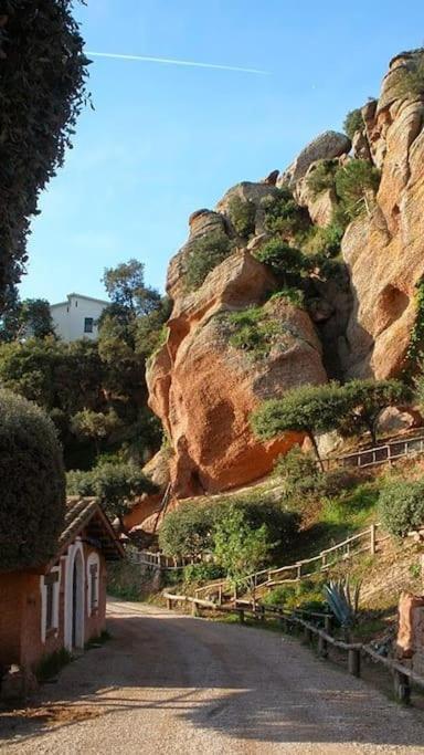 Villa The Loft - With Private Pool & Jacuzzi Corbera de Llobregat Esterno foto